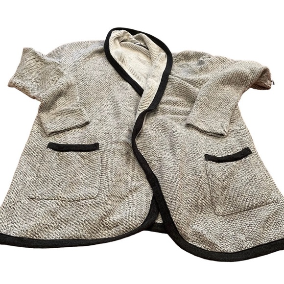 Three Dots Open Front Oversized Knit Cardigan Size Medium
Soft stretchy material - Picture 2 of 8